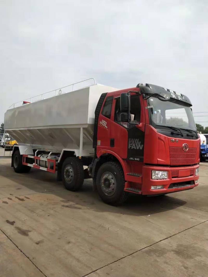 解放33方16吨饲料运输车