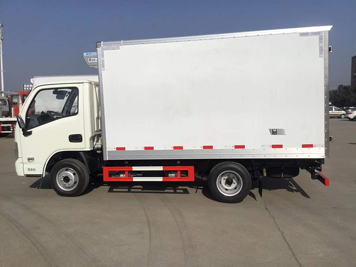 跃进小福星柴油3米小型拉虾苗车