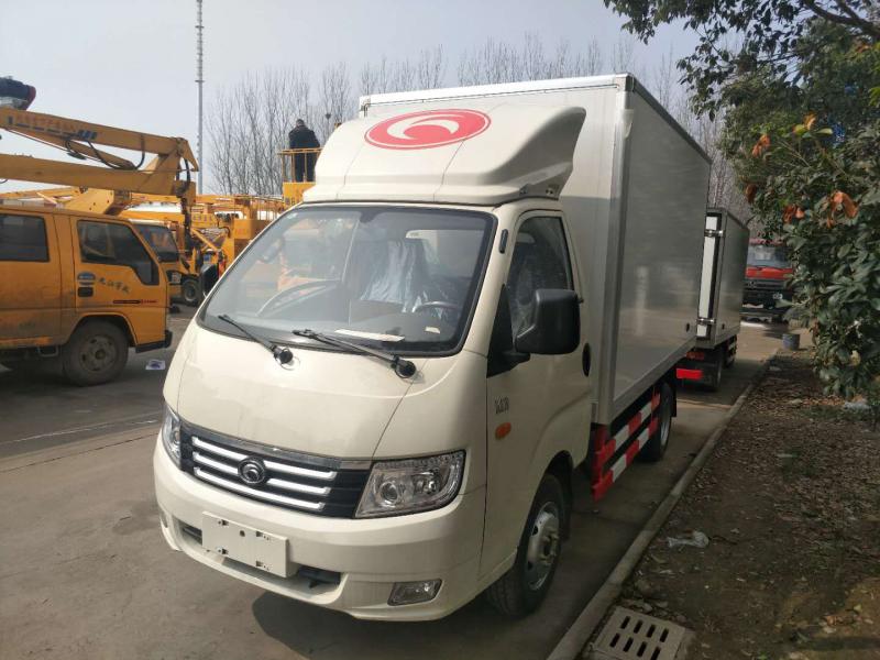 福田康瑞KQ1汽油3.5米冷藏车