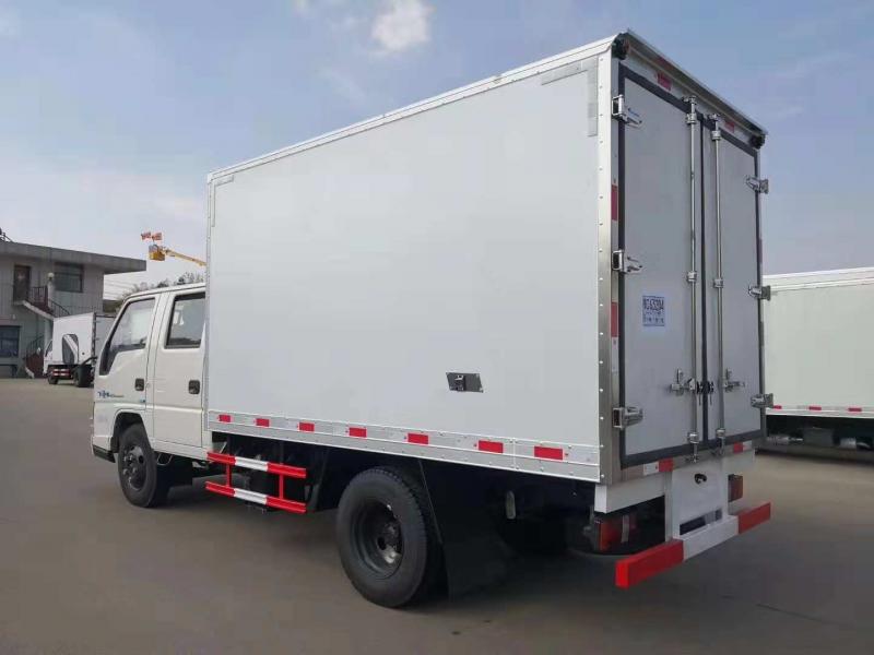 江铃顺达双排3米冷藏保温车