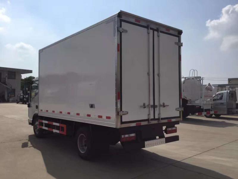 江淮牌帅铃宽体4米冷藏车