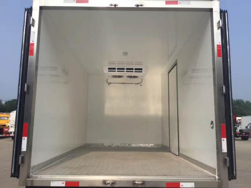 江淮牌帅铃宽体4米冷藏车