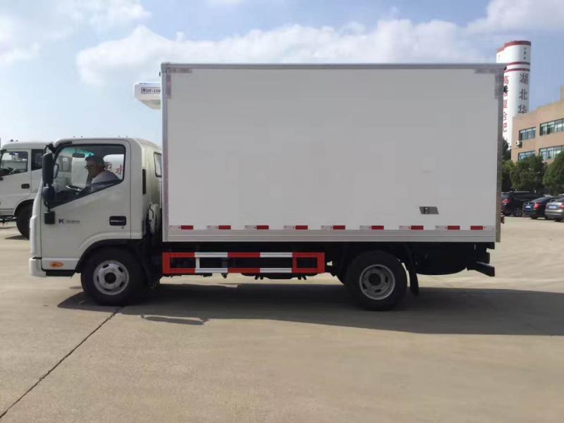 江淮帅铃窄体肉勾冷藏车