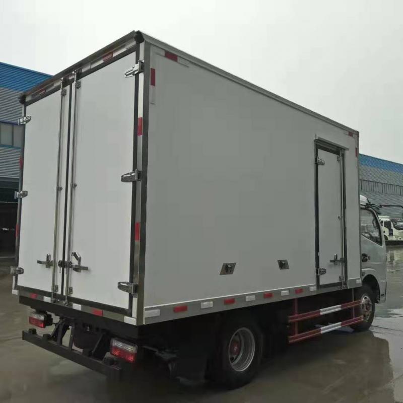 东风凯普特4米冷藏车