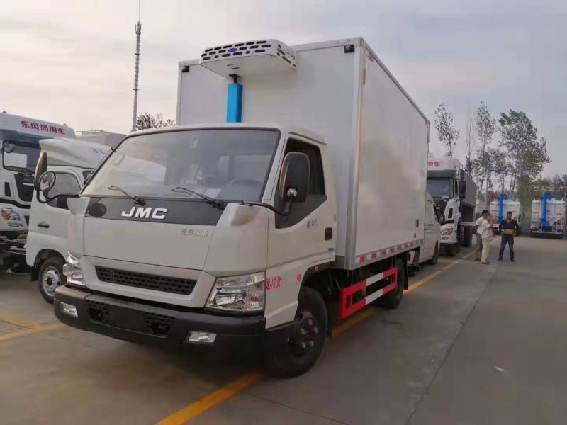 江铃顺达宽体4.2米冷藏车