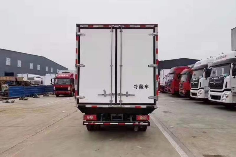 福田欧马可国六4.2米冷藏车