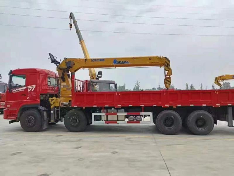 国六东风畅行D7前四后八随车吊