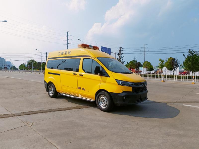 福特V362救险车