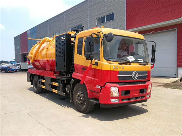 东风天锦联合疏通车（副发）