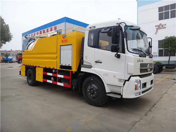 东风天锦清洗吸污车