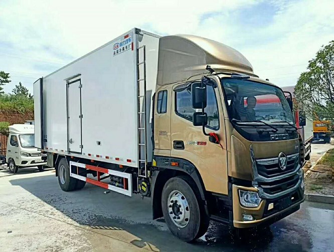 福田奥铃货箱6.6米冷藏车