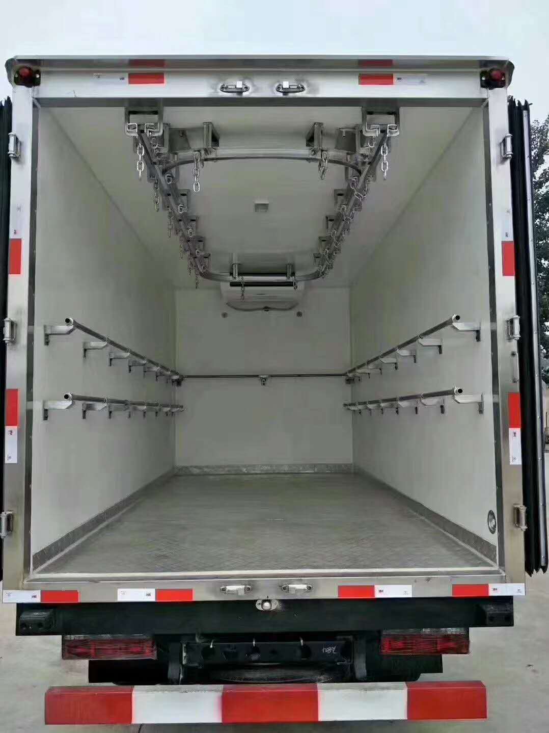 五十铃600P货箱4.1米冷藏车