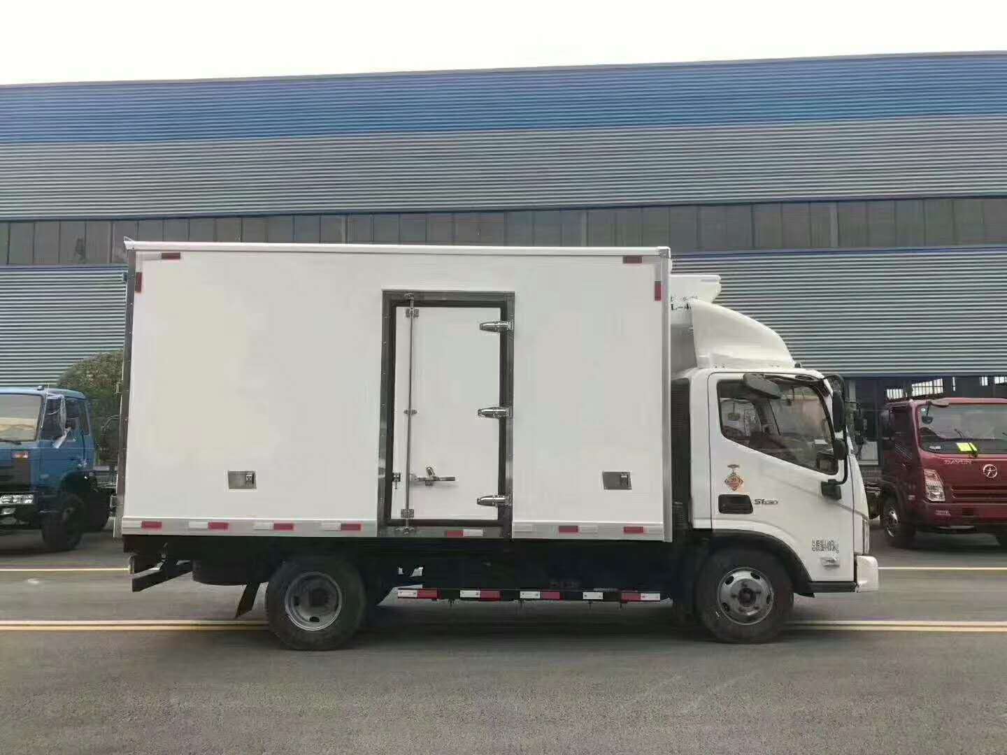 福田欧马可货箱4.1米冷藏车