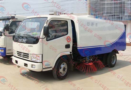 国五 蓝牌小多利卡洗扫车