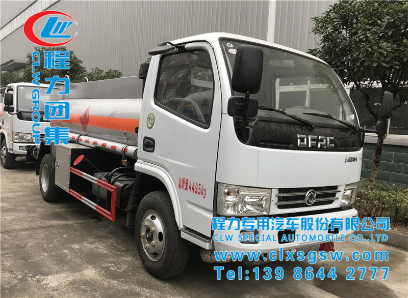 东风多利卡蓝牌加油车