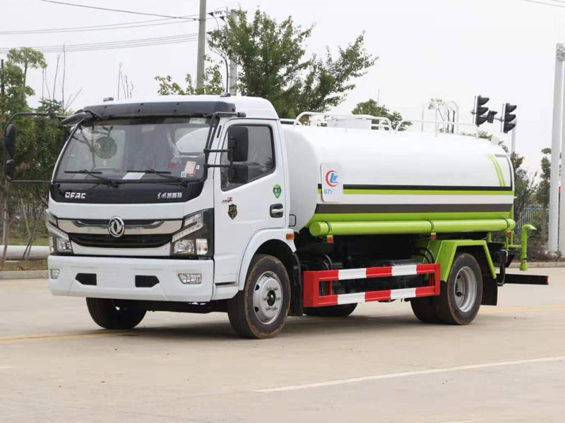 東風(fēng)多利卡9.2噸灑水車生產(chǎn)廠家_價(jià)格_灑水車廠家電話