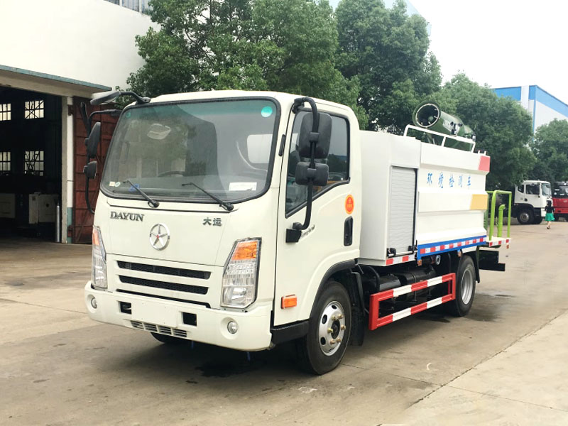 大运5吨多功能抑尘车/喷雾降尘车(30米雾炮机)