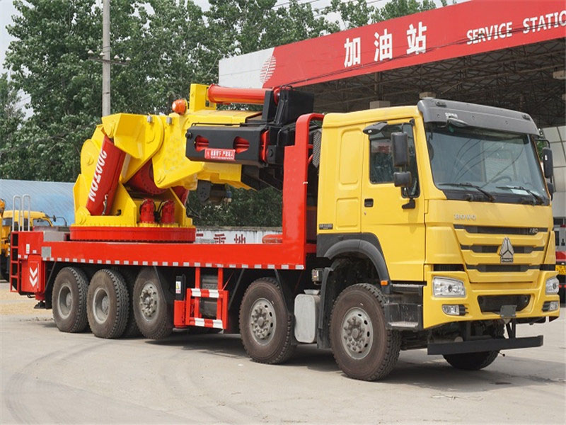 重汽豪沃150吨随车吊车