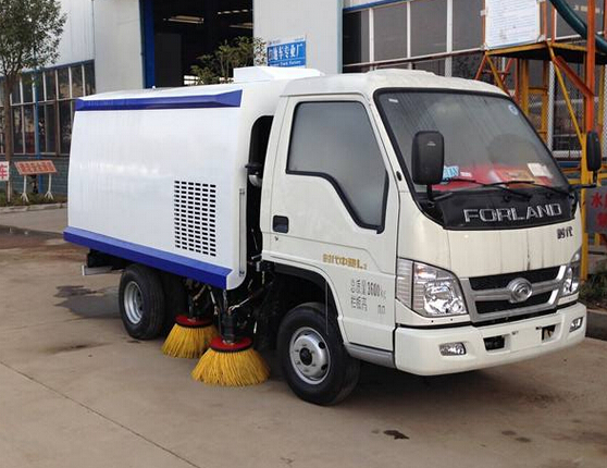 福田蓝牌扫路车（水0.5+尘1.5）