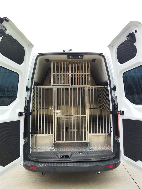 GLT5037XJQ型警犬运输车2.jpg