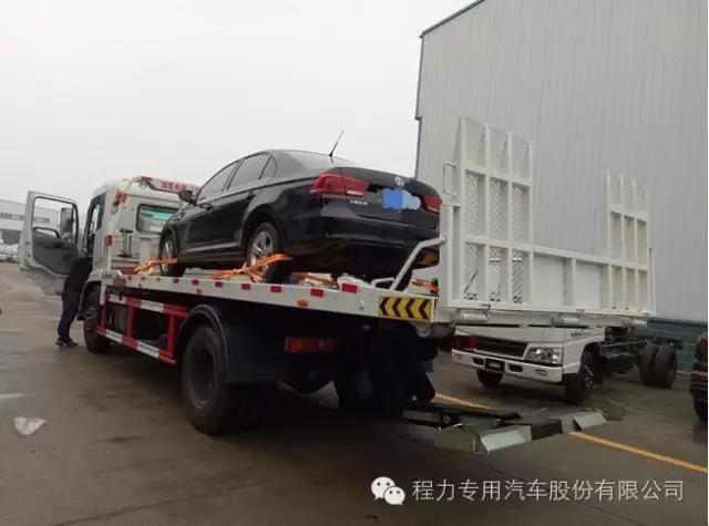 程力威牌全落地清障车