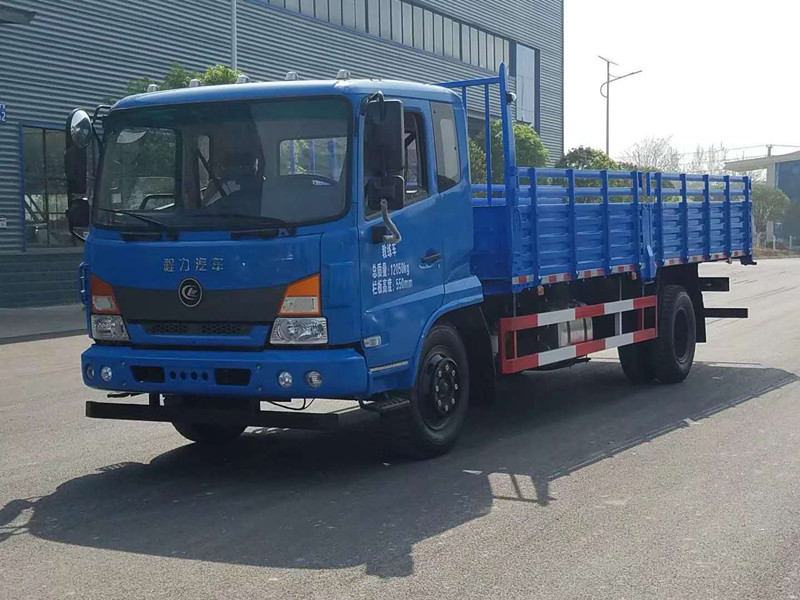 程力牌平頭（國六型）b2教練車