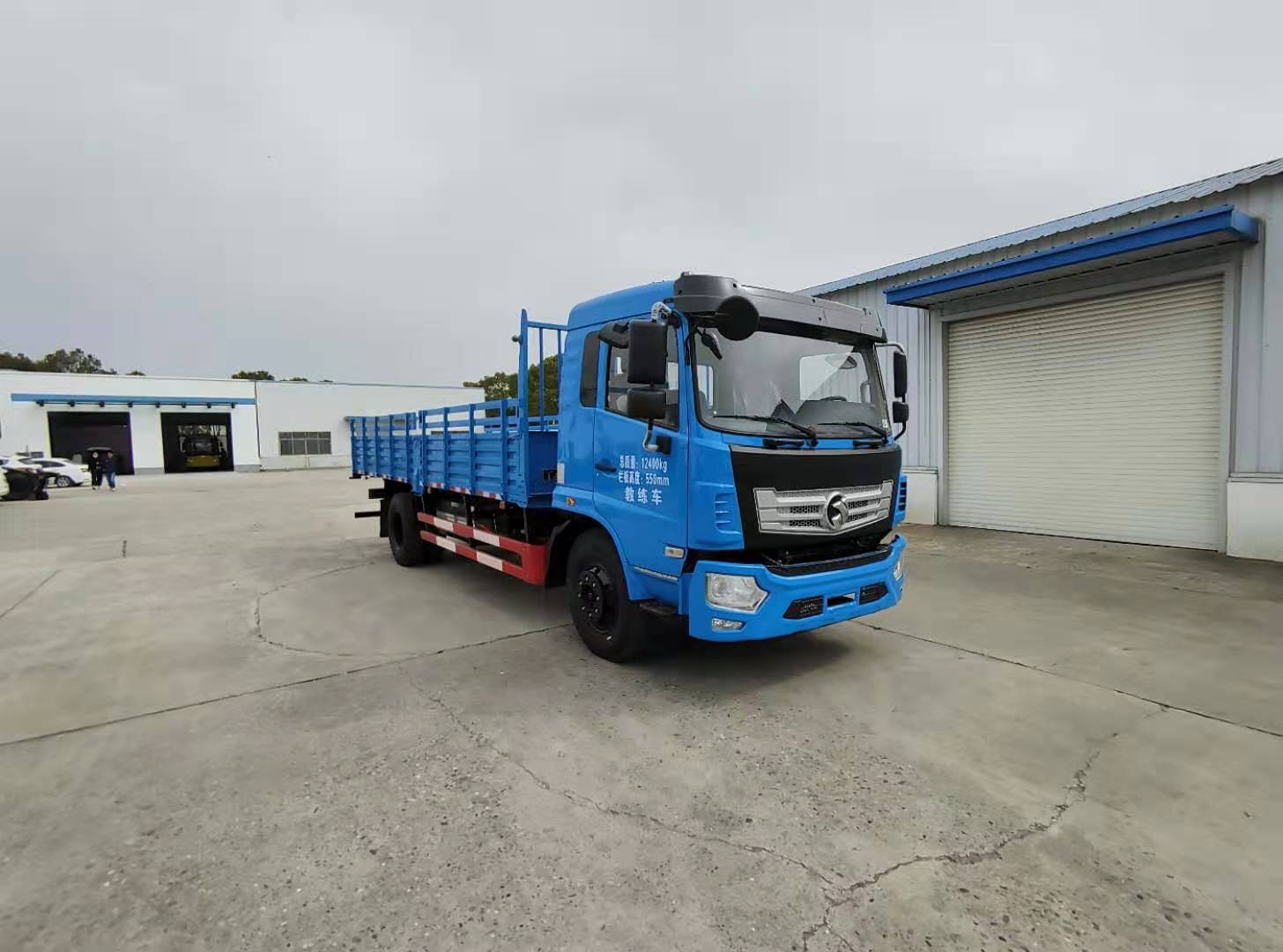 y41104060.jpg