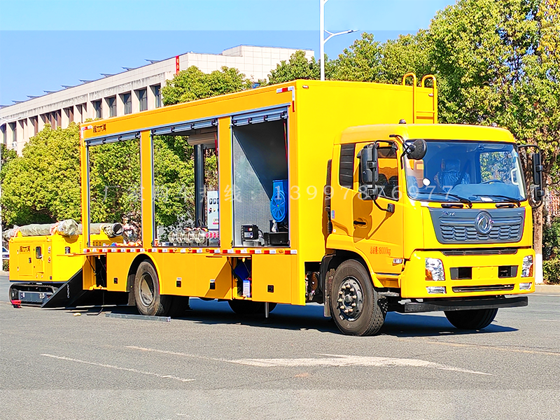 機(jī)器人排澇搶險(xiǎn)車