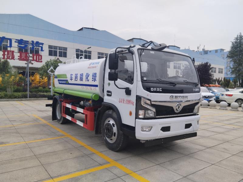 东风福瑞卡F7大平台洒水车（9.2方）