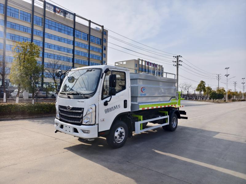 福田领航蓝牌抑尘路面养护车（7方）