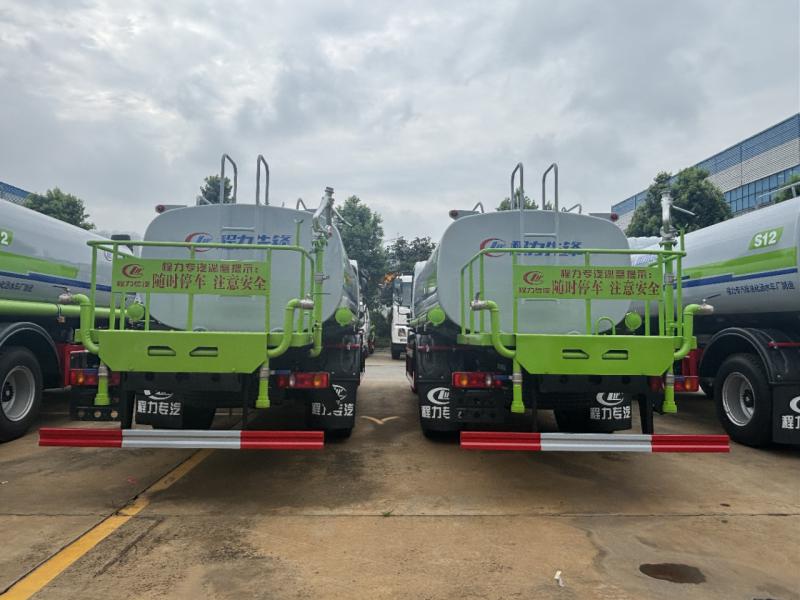 :新款东风多利卡D9?13方洒水车