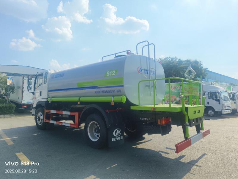 陕汽12方洒水车
