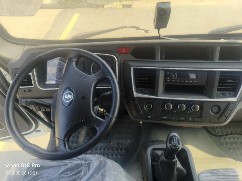 陕汽12方洒水车