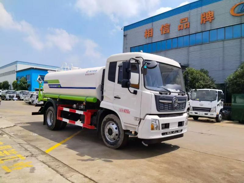 东风天锦12.6方洒水车(龙擎260马力）