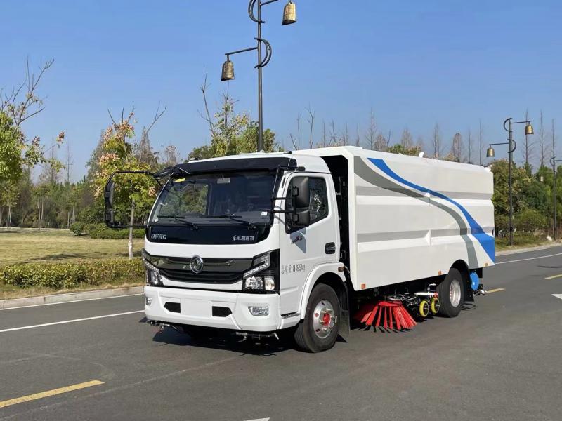 东风9吨纯电动洗扫车(水3.55m3/尘4.75m3)