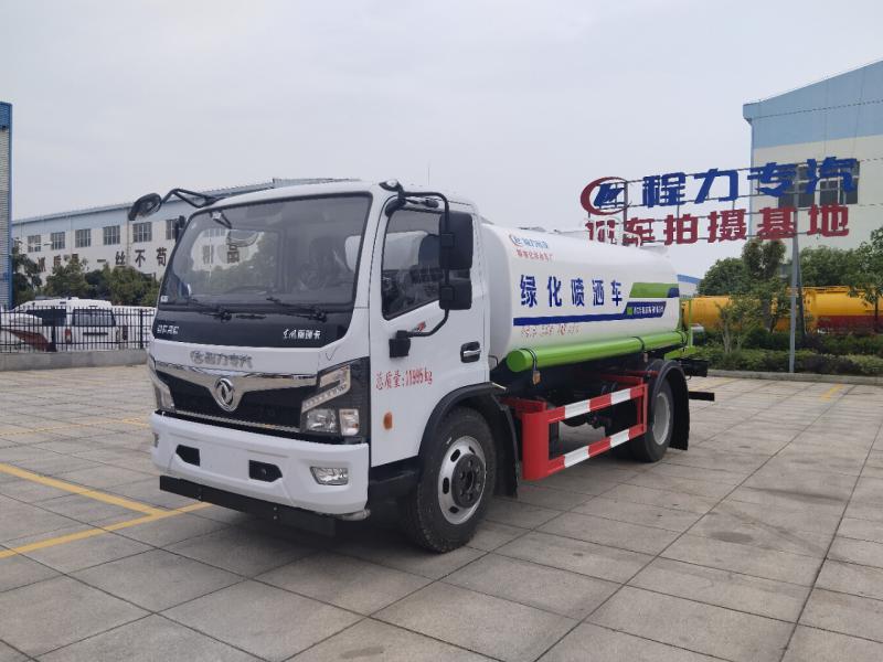 东风福瑞卡F7大平台洒水车（9.2方）