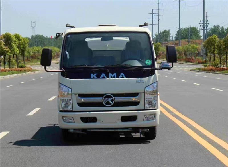 凯马2.5吨蓝牌洒水车