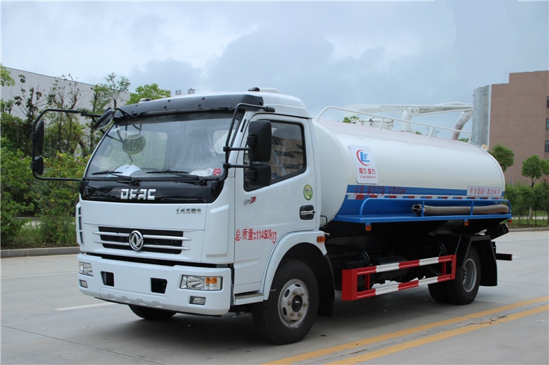 东风多利卡9方吸粪车