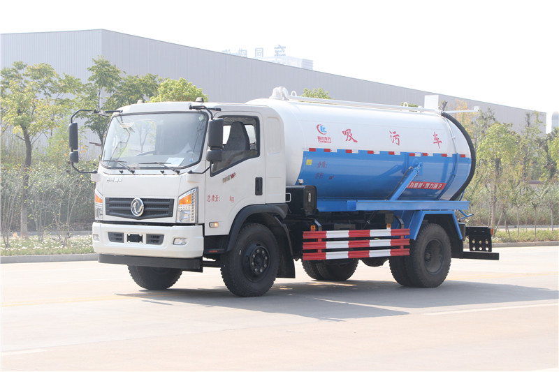 东风御虎12方吸污车