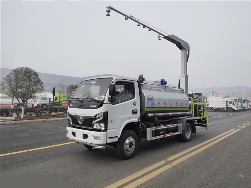 东风5方铁路抑尘车