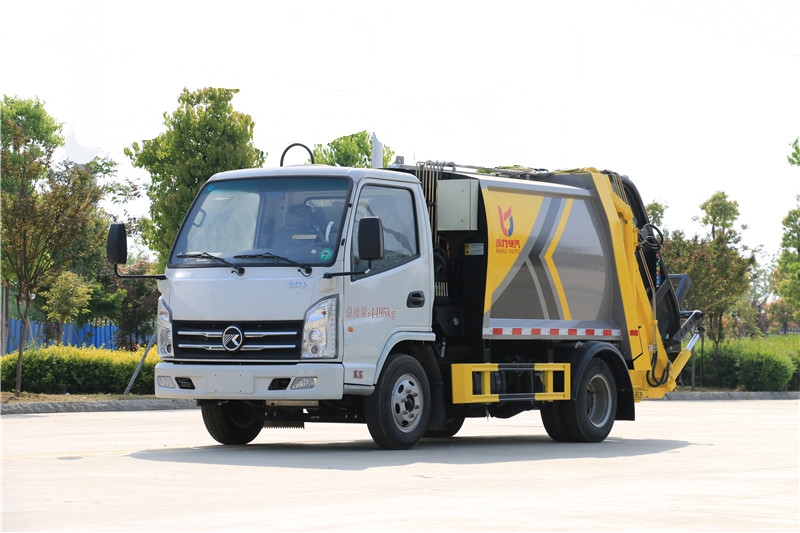 凯马5方地下室专用压缩垃圾车