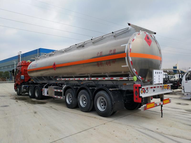 46方铝合金半挂运油车