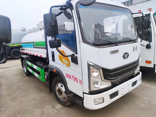 豪曼5方吸粪车-小黄牌吸粪车