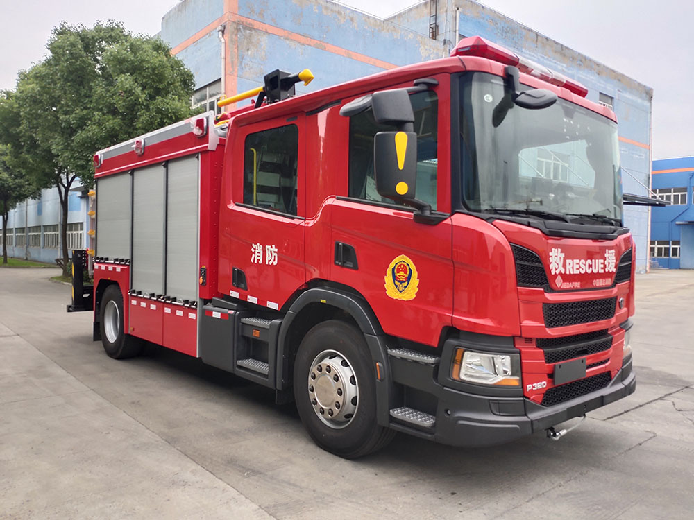 SJD5160TXFJY130SKA型抢险救援消防车1.jpg