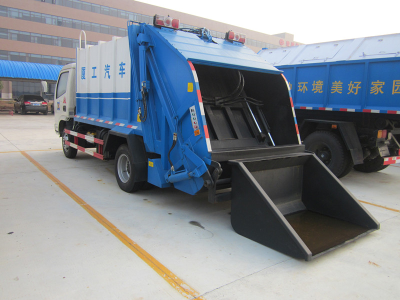 鸦鹊岭镇可卸式垃圾车及配套移动垃圾压缩站采购项目