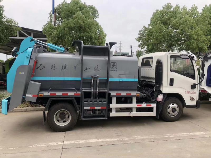黑龙江省鸭绿河农场社区管理服务站18吨压缩式垃圾车、垃圾桶采购项目公开招标公告