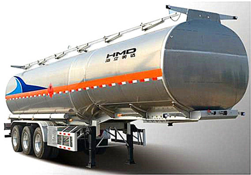 罐式车生产现场