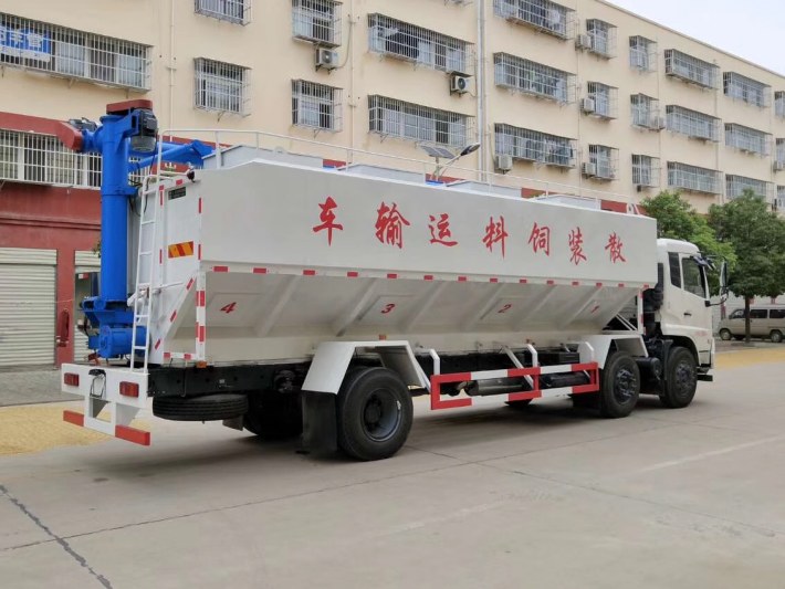 东风天锦30方散装饲料运输车