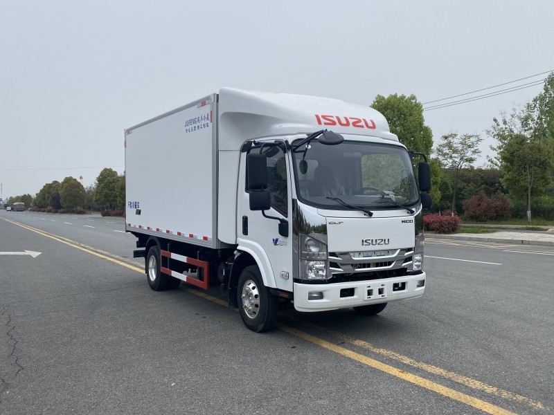 国六庆铃五十铃4米2 冷藏车