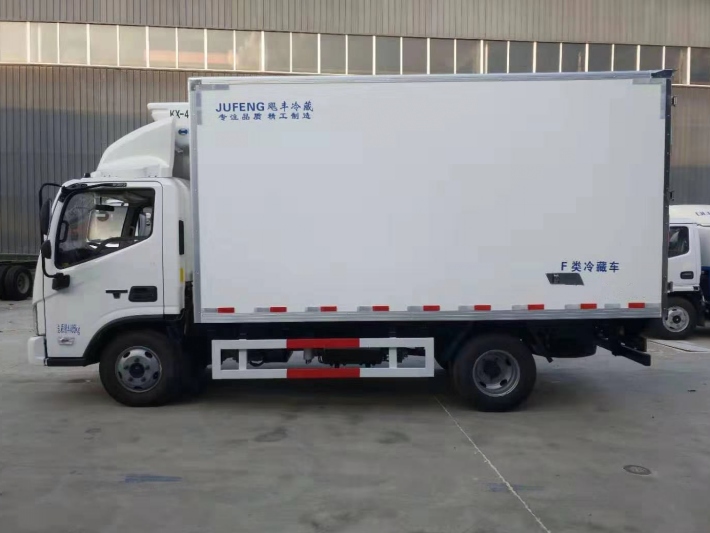 福田欧马可S3新款4.2米冷藏车